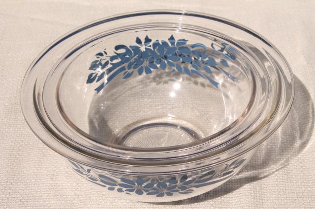 photo of vintage Pyrex nesting mixing bowls, clear glass w/ blue flowers & ribbon #3