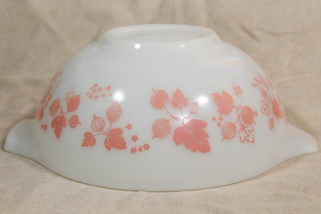 photo of vintage Pyrex pink gooseberry white milk glass bowl 2 1/2 quart 443 Cinderella #7