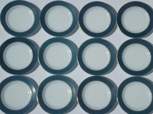 photo of vintage Pyrex plates, teal green colored band milk glass sandwich plates #1