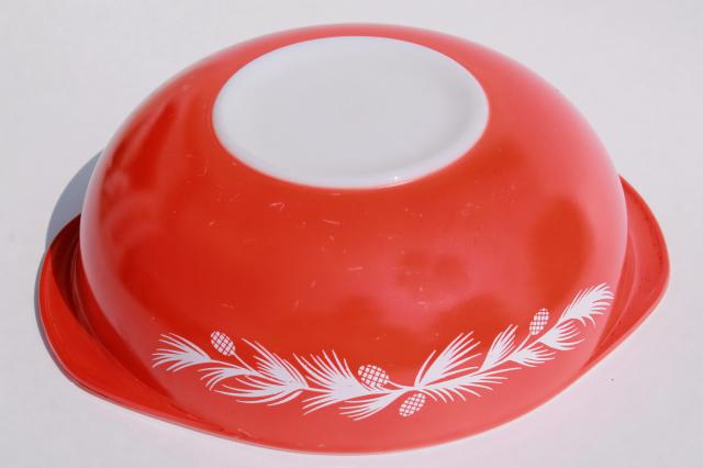 photo of vintage Pyrex red & white holiday pinecones pattern casserole 024, no glass lid #3