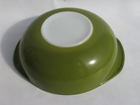 photo of vintage Pyrex serve and store covered casserole dish, green bowl #3