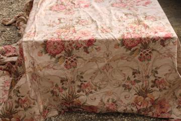 catalog photo of vintage Ralph Lauren Guinevere floral cotton sateen fabric king size duvet cover