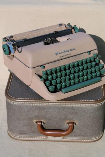 photo of vintage Remington portable typewriter w/ tweed case, 50s Remington Quiet-Riter typewriter #1