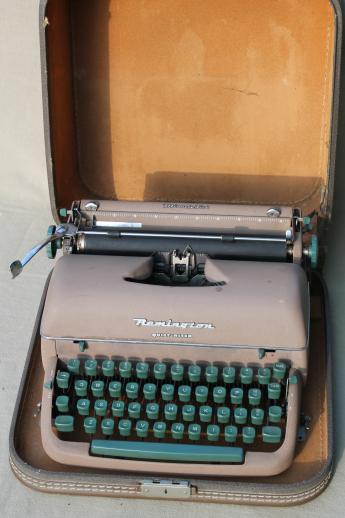 photo of vintage Remington  portable typewriter w/ tweed case, 50s Remington Quiet-Riter typewriter #2