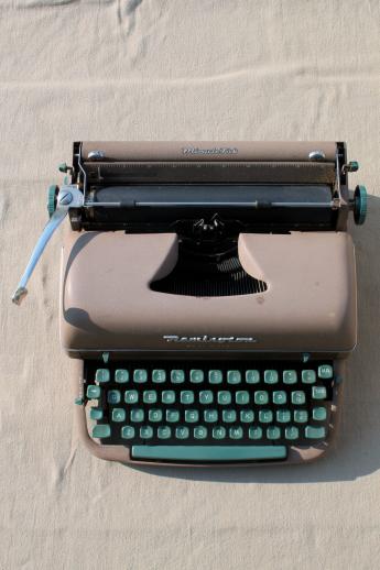 photo of vintage Remington  portable typewriter w/ tweed case, 50s Remington Quiet-Riter typewriter #5
