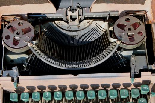photo of vintage Remington  portable typewriter w/ tweed case, 50s Remington Quiet-Riter typewriter #9