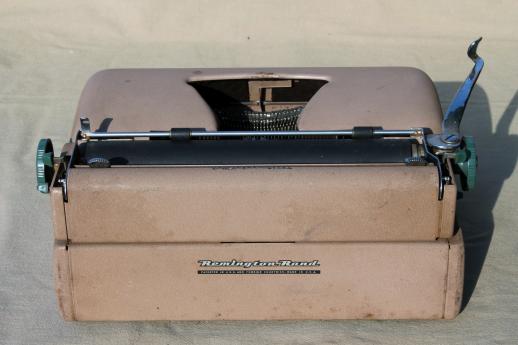 photo of vintage Remington  portable typewriter w/ tweed case, 50s Remington Quiet-Riter typewriter #11