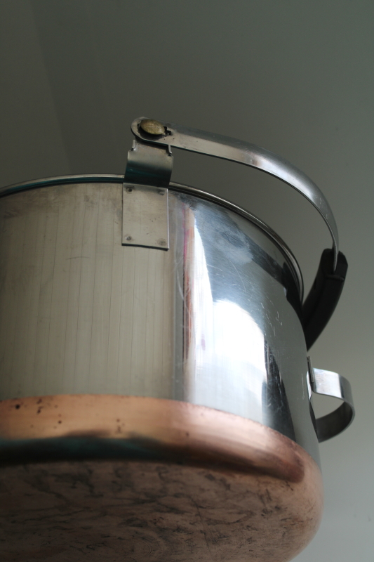 photo of vintage Revere Ware copper clad stainless stock pot w/ bail handle 4-5 quart size #5