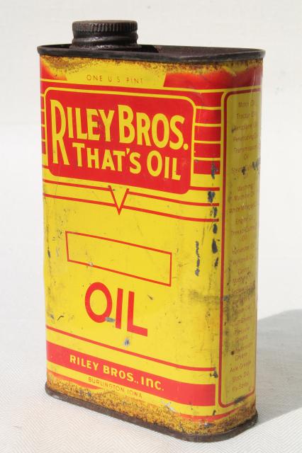 photo of vintage Riley Bros That's Oil can, old advertising tin from garage gas station auto body shop #1