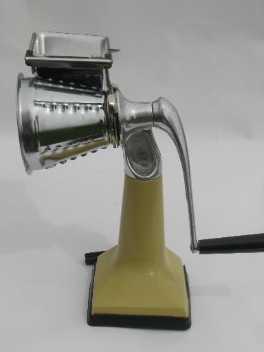 photo of vintage Rival Shred-O-Mat hand crank salad master slicer/shredder/grater #3