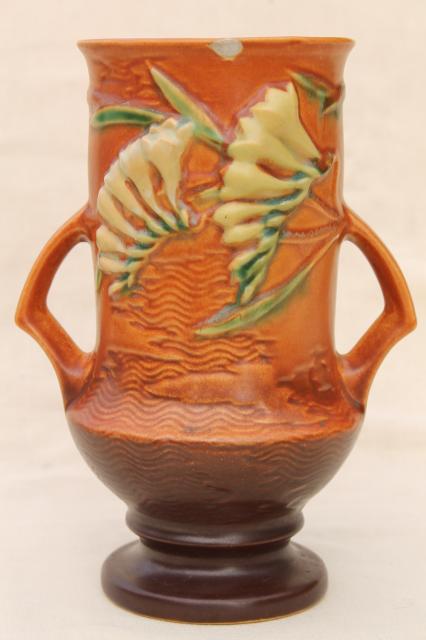 photo of vintage Roseville pottery tangerine brown freesia vase, shabby w/ chips #1