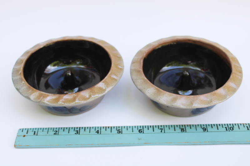 photo of vintage Rowe pottery apple baker dishes, salt glazed stonewareware w/ blue #2