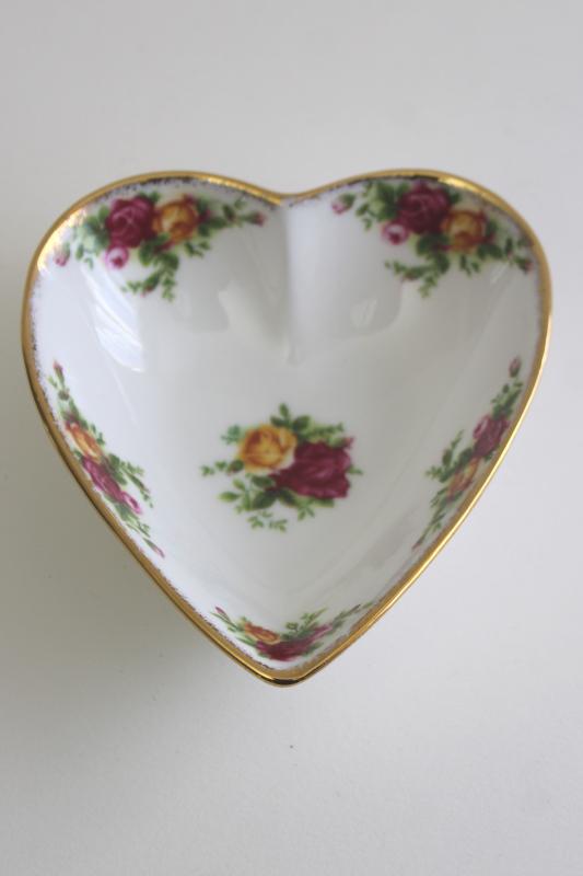 photo of vintage Royal Albert Old Country Roses bone china heart shaped trinket dish #1