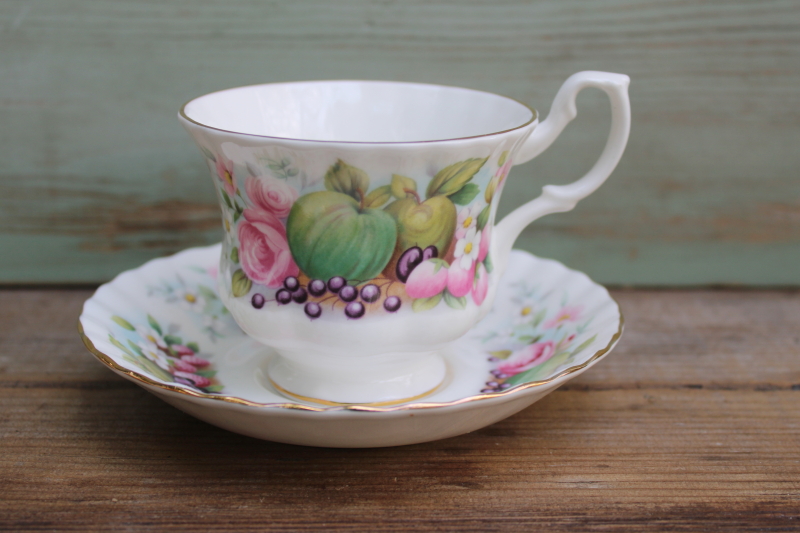 photo of vintage Royal Albert bone china tea cup & saucer set, Somerset Country Fayre fruit pattern #1