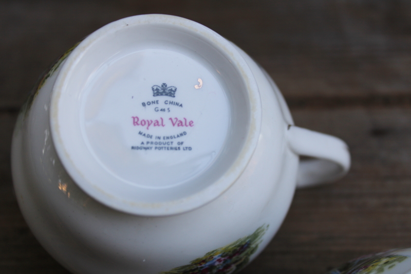 photo of vintage Royal Vale bone china cream pitcher & sugar bowl w/ English cottage scene  #7