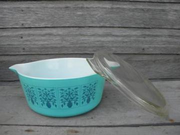 catalog photo of vintage Saxony blue bird tree pattern Pyrex casserole w/ glass lid