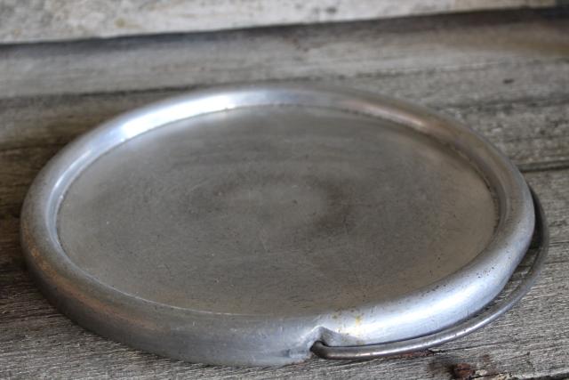photo of vintage Scottish griddle for oat cakes, baking scones - round aluminum pan w/ handle #2