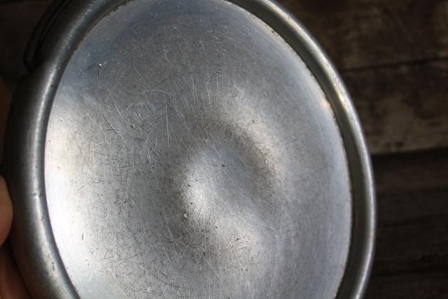 photo of vintage Scottish griddle for oat cakes, baking scones - round aluminum pan w/ handle #3
