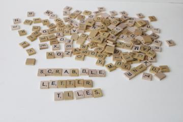 catalog photo of vintage Scrabble letter tiles, wood letters for upcycle, game pieces lot