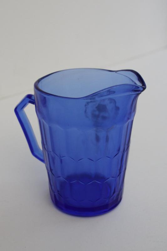 photo of vintage Shirley Temple pitcher, cobalt blue depression glass Hazel Atlas #6