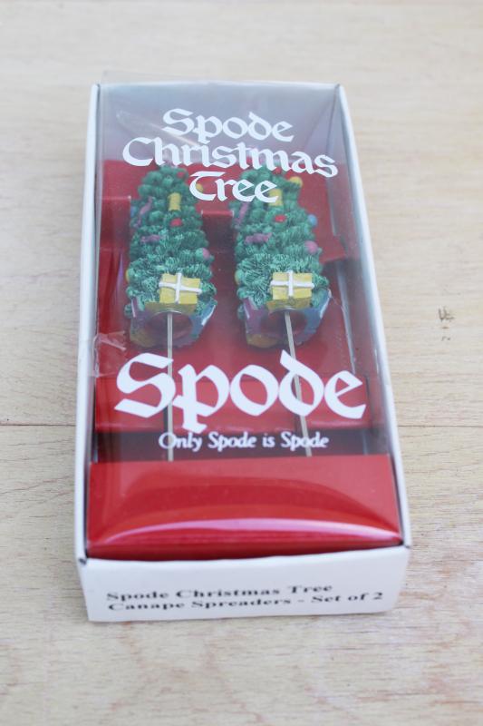 photo of vintage Spode Christmas tree pattern go along canape spreaders, original box marked Taiwan #1