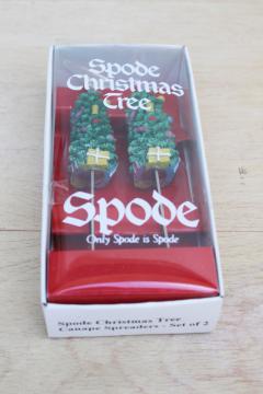 catalog photo of vintage Spode Christmas tree pattern go along canape spreaders, original box marked Taiwan
