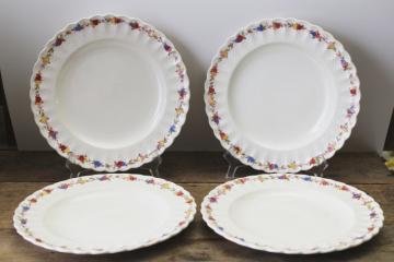 catalog photo of vintage Spode china dinner plates Wicker Rose pattern, tiny flowers w/ embossed basket weave 
