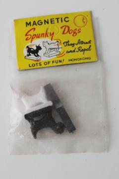 catalog photo of vintage Spunky Dogs magnetic toy dime store novelty, cracker jack sized Scotties in package 