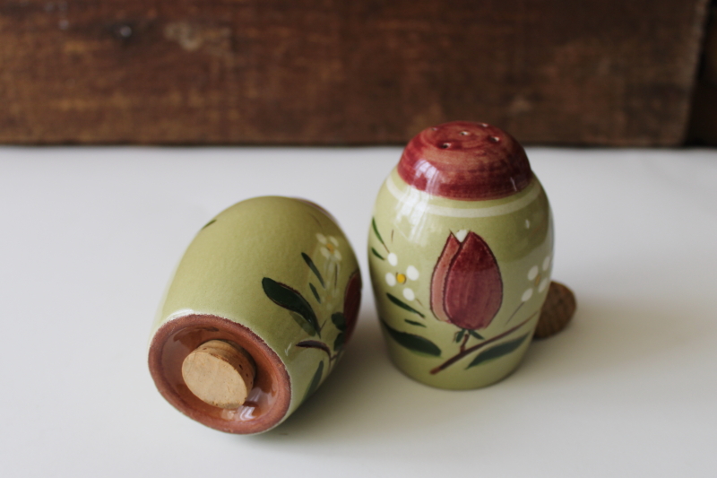 photo of vintage Stangl pottery S&P shakers Magnolia pattern folk art flower on green #1