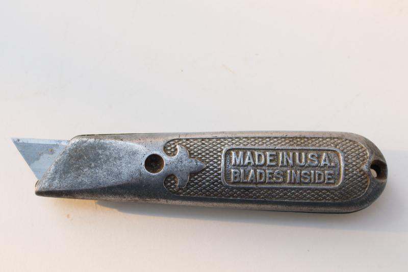 photo of vintage Stanley No 199 utility knife with fleur de lis handle #2