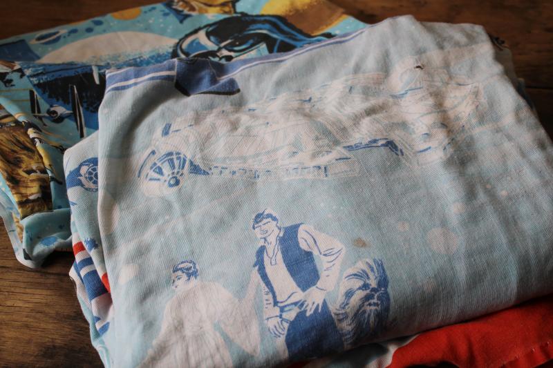 photo of vintage Star Wars & The Empire Strikes Back character print fabric bed sheets #3