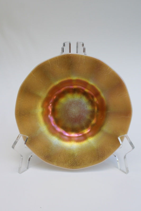 photo of vintage Steuben art glass dish or pin tray, gold aurene iridescent on calcite white glass #1