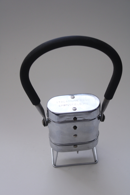 photo of vintage Streamline lantern, untested battery light camping lamp or flashlight #1
