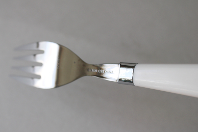 photo of vintage Summer Blush pansies flatware set for 4, plastic handle stainless 20 pieces Corelle Coordinates  #6