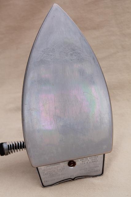 photo of vintage Sunbeam Ironmaster electric iron, art deco bakelite handle, original cloth cord #10