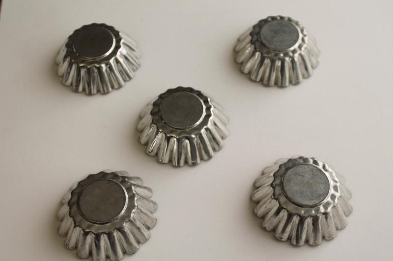 photo of vintage Swedish sandbakkel cookie molds, fluted tart pans, baking tins #3