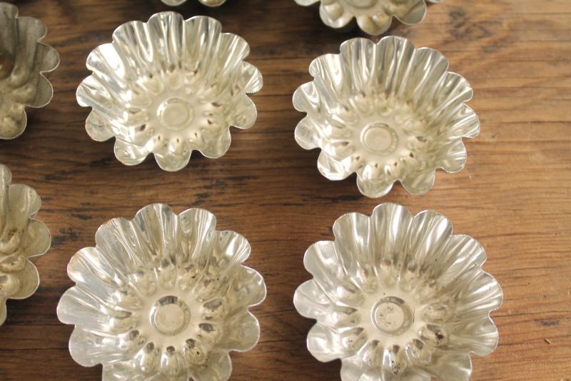 photo of vintage Swedish sandbakkel cookie molds, tiny fluted tart pans, baking tins #2