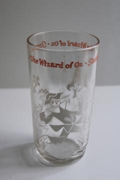 catalog photo of vintage Swift's peanut butter jar drinking glass, Wizard of Oz print tumbler 