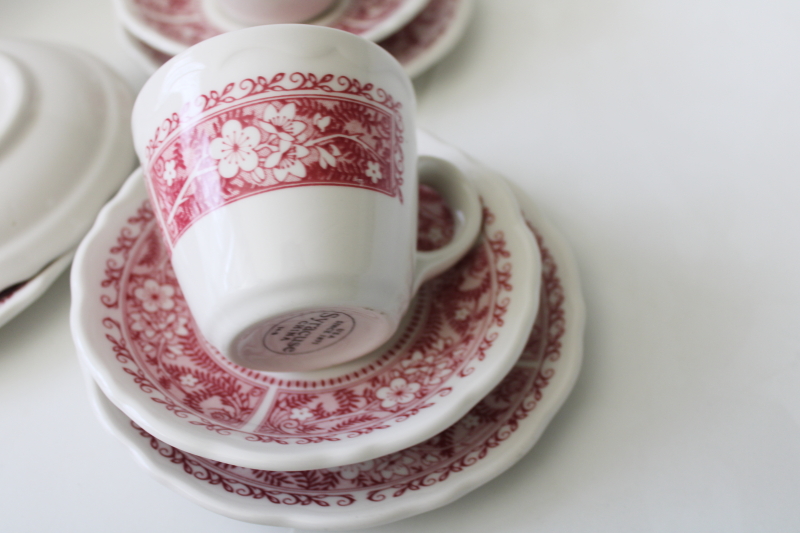 photo of vintage Syracuse restaurant china, fern & flowers red transferware ironstone cups, saucers, plates #4