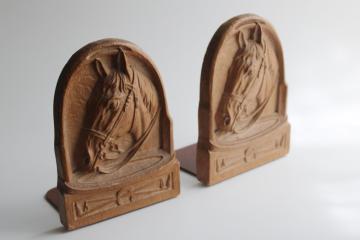 catalog photo of vintage Syroco Syrowood book ends, riding horses w/ bridles, equestrian decor 