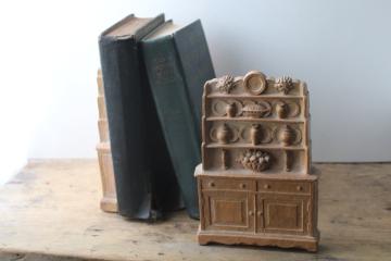 vintage Syroco carved wood look bookends, cottagecore china hutch bookends for kitchen cookbooks 