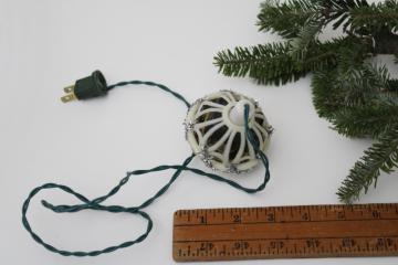 vintage Taiwan electronic ornament, song bird chirping musical ball to plug into Christmas lights