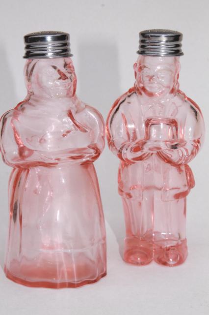 photo of vintage Taiwan reproduction pink depression glass range set S&P shakers, Aunt Jemima pair #1