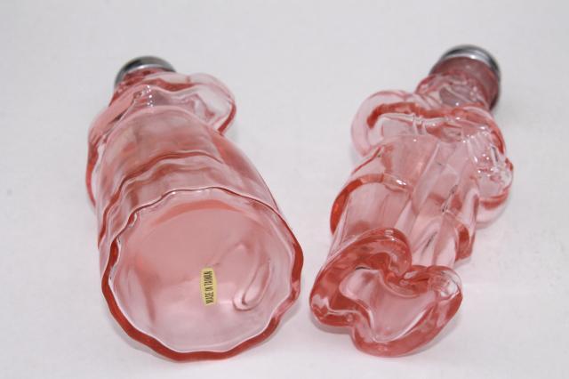 photo of vintage Taiwan reproduction pink depression glass range set S&P shakers, Aunt Jemima pair #7