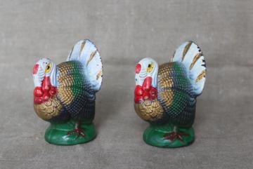 catalog photo of vintage Thanksgiving turkeys, table decorations hard plastic novelties Hong Kong