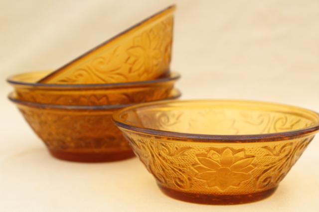 photo of vintage Tiara / Indiana sandwich glass, daisy pattern bowls in amber #2