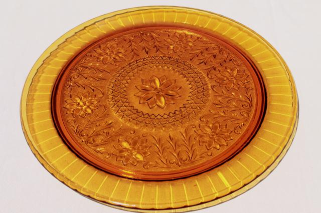 photo of vintage Tiara amber glass torte cake plate, sandwich daisy pattern pressed glass #1