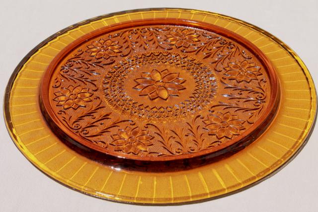 photo of vintage Tiara amber glass torte cake plate, sandwich daisy pattern pressed glass #5