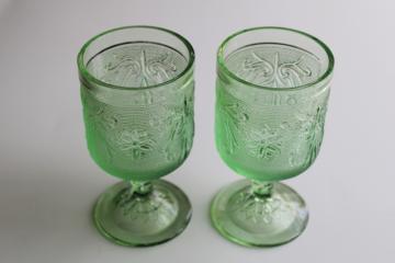 catalog photo of vintage Tiara chantilly green glass goblets, sandwich daisy pattern wine glasses 