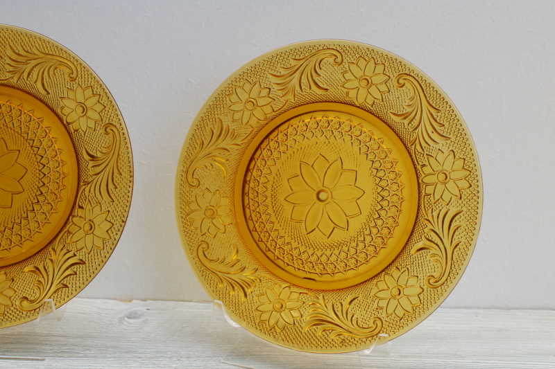 photo of vintage Tiara sandwich daisy pattern amber glass salad plates set of six #2